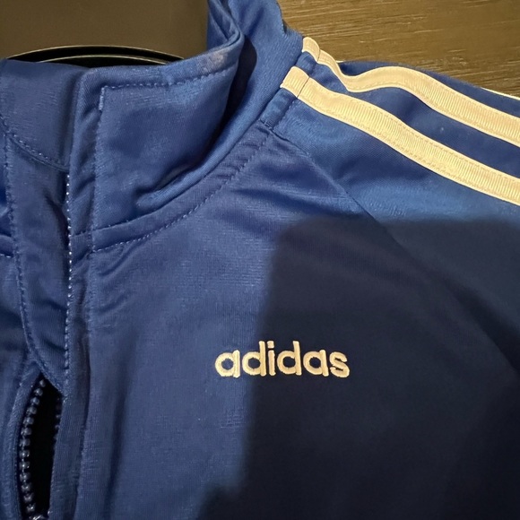 Adidas jacket - boys size 7, EUC - Picture 4 of 5